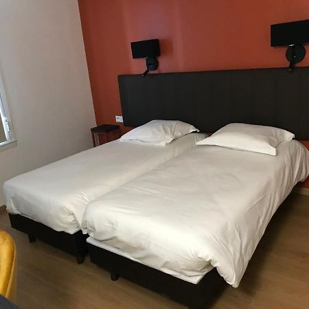 Hotel Amaya Ambares-et-Lagrave Eksteriør bilde