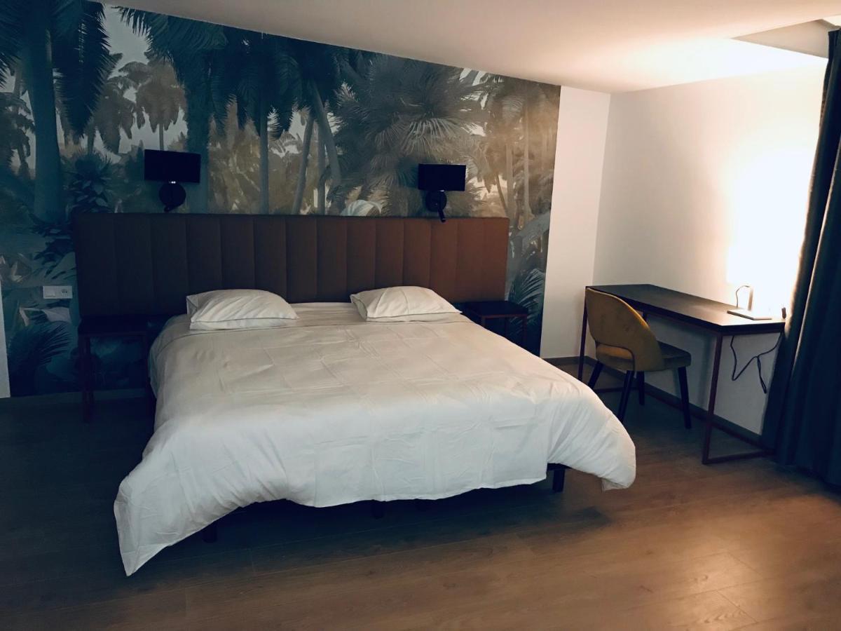 Hotel Amaya Ambares-et-Lagrave Eksteriør bilde
